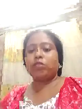 Snapshot of Puja_9999 chatting on July 12, 2026, 6:21 pm Puja 9999 online show from July 12, 2026, 6:21 pm