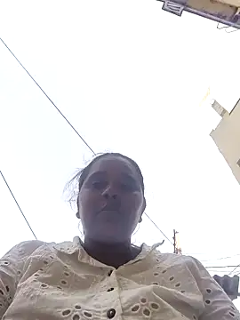 Andra Ammai online show from April 15, 2026, 2:29 am