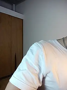 Emmanuel Lust online show from February 25, 2026, 12:26 pm