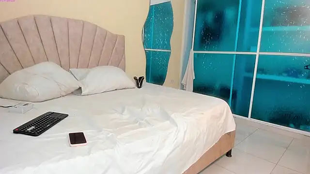 marsmith 1 online show from April 15, 2026, 1:23 am