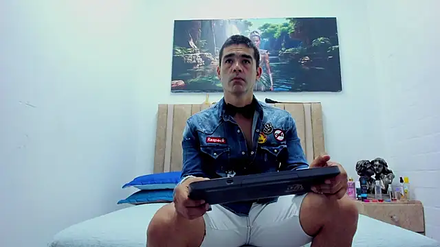 Fausto Storm online show from April 7, 2026, 8:20 pm