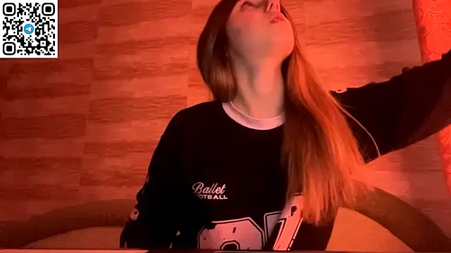 LovelySilk 63 online show from March 21, 2026, 1:37 pm