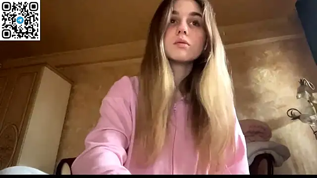 LovelySilk 63 online show from April 12, 2026, 6:29 am