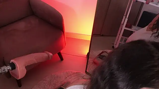 lara bombshell  online show from March 15, 2026, 2:06 am