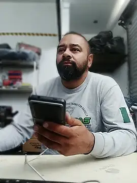 OMARMEX1 online show from June 26, 2026, 4:22 pm