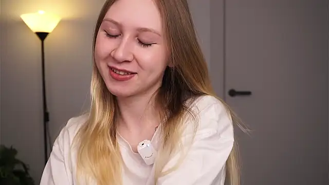 Snapshot of MiHabeck chatting on February 12, 2026, 6:08 am MiHabeck online show from February 12, 2026, 6:08 am