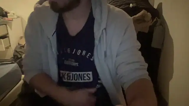 Snapshot of raoulbtnbois chatting on February 7, 2026, 12:36 am raoulbtnbois online show from February 7, 2026, 12:36 am