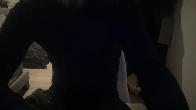 Snapshot of raoulbtnbois chatting on February 10, 2026, 12:04 am raoulbtnbois online show from February 10, 2026, 12:04 am