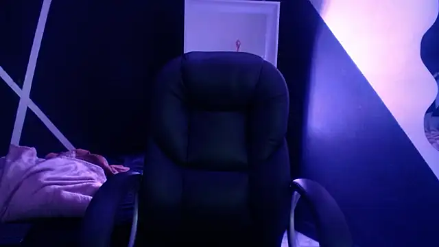 Vyoleta22 online show from March 10, 2026, 11:37 am