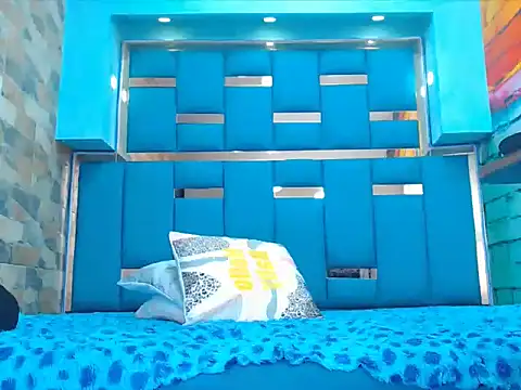 Snapshot of warmNoah chatting on February 28, 2026, 7:26 pm warmNoah online show from February 28, 2026, 7:26 pm