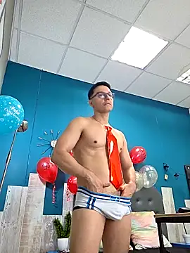 Snapshot of Coddy_maxx69 chatting on February 28, 2026, 2:51 pm Coddy maxx69 online show from February 28, 2026, 2:51 pm