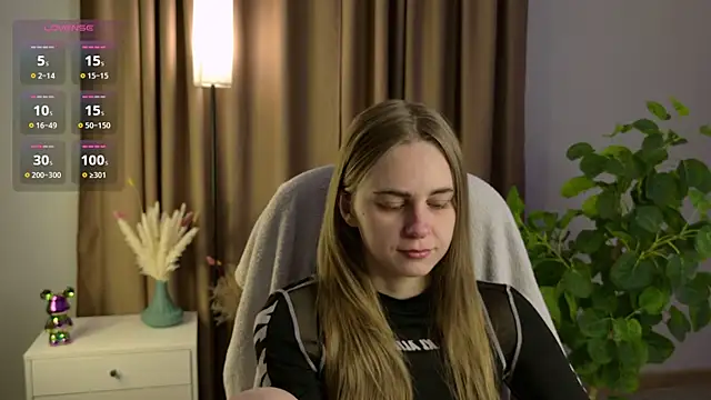 Erica Grace online show from April 16, 2026, 4:57 am