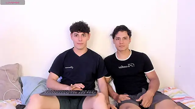 Snapshot of hans_andres17 chatting on February 16, 2026, 12:51 am hans andres17 online show from February 16, 2026, 12:51 am