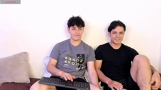 Snapshot of hans_andres17 chatting on February 19, 2026, 1:01 am hans andres17 online show from February 19, 2026, 1:01 am