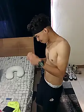 Snapshot of baby_22cm chatting on February 28, 2026, 2:07 pm baby 22cm online show from February 28, 2026, 2:07 pm