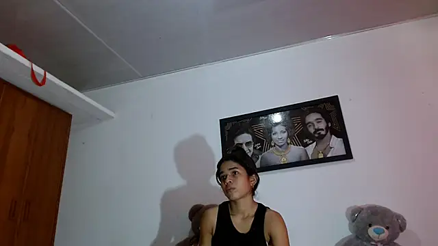 karolsweetvagi online show from March 11, 2026, 4:35 pm