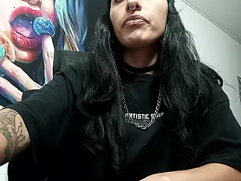 FRANCESCA LOVE  online show from May 10, 2026, 10:37 pm
