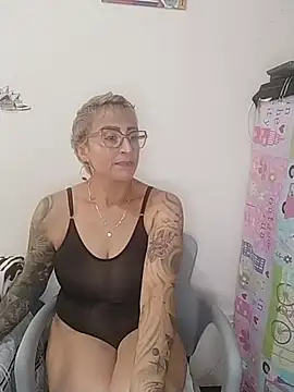 Snapshot of Charlotte_gray_ chatting on February 14, 2026, 10:06 pm Charlotte gray online show from February 14, 2026, 10:06 pm