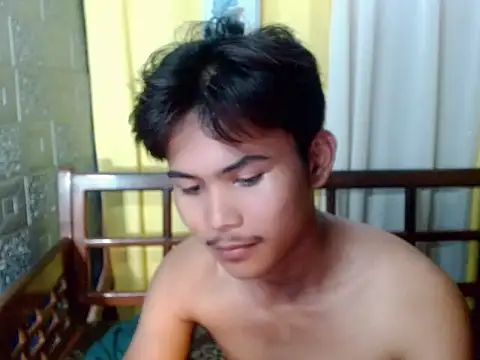 Snapshot of twink_ivanxxxx chatting on February 15, 2026, 11:30 am twink ivanxxxx online show from February 15, 2026, 11:30 am