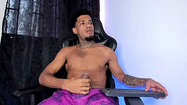 Nehemiaa boy online show from April 13, 2026, 12:10 pm