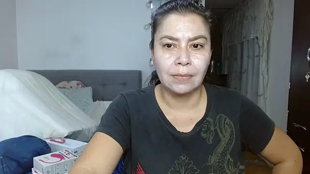 Karo sexy online show from September 30, 2025, 5:23 am