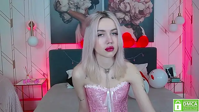 JosephineRowe online show from February 22, 2026, 4:24 am