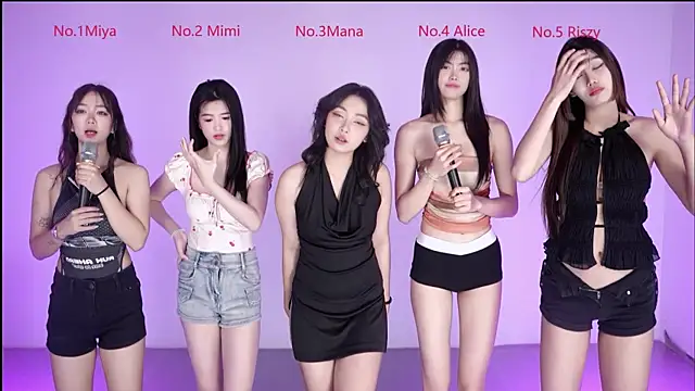 Snapshot of Velvet-girl chatting on February 25, 2026, 10:14 am Velvet-girl online show from February 25, 2026, 10:14 am