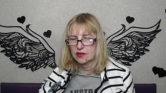 Snapshot of PattySanny chatting on March 8, 2026, 2:04 am PattySanny online show from March 8, 2026, 2:04 am