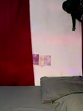 Zoe Renata online show from March 27, 2026, 11:43 am