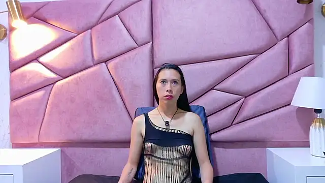 kimberlypink  online show from February 12, 2026, 11:27 am