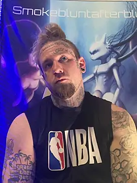 Snapshot of Smokebluntafterblunt chatting on February 11, 2026, 3:33 am Smokebluntafterblunt online show from February 11, 2026, 3:33 am