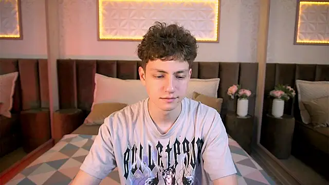 Snapshot of StefanBev chatting on February 10, 2026, 7:18 pm StefanBev online show from February 10, 2026, 7:18 pm