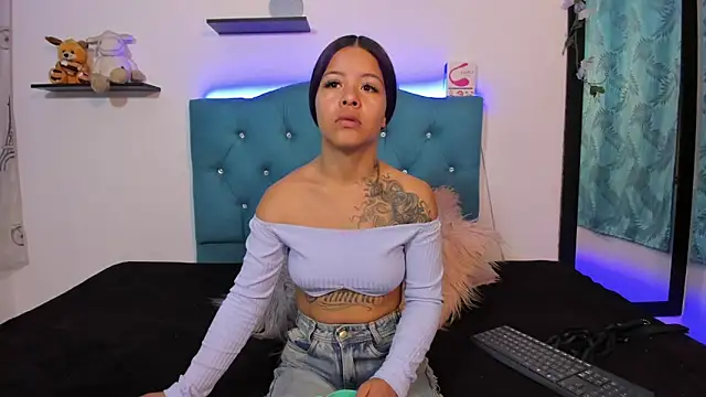 Snapshot of Sandy_ass_69_ chatting on February 27, 2026, 9:37 pm Sandy ass 69 online show from February 27, 2026, 9:37 pm