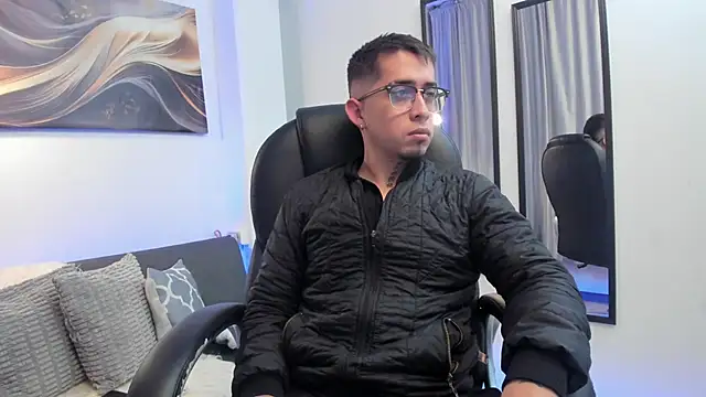 Tommas Jhonson online show from March 13, 2026, 3:35 am