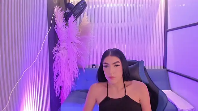 Snapshot of lorraineHunter chatting on June 27, 2026, 2:12 pm lorraineHunter online show from June 27, 2026, 2:12 pm
