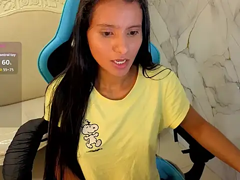 Snapshot of Cataleya23_a chatting on May 16, 2026, 8:07 pm Cataleya23 a online show from May 16, 2026, 8:07 pm