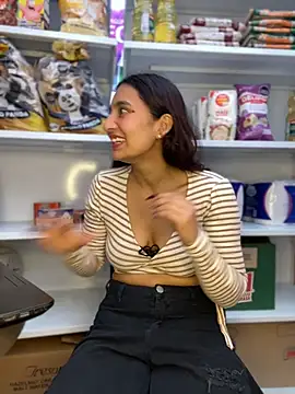 -BabyLuna online show from March 14, 2026, 12:43 pm