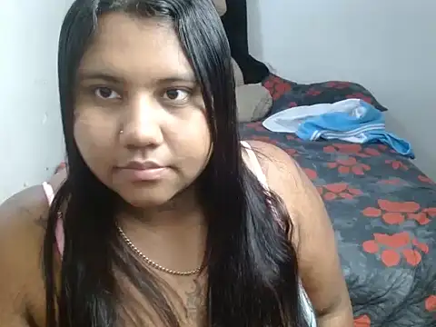 Snapshot of naomyandpablot chatting on March 5, 2026, 2:40 am naomyandpablot online show from March 5, 2026, 2:40 am