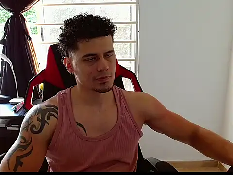 Snapshot of Logan0626 chatting on February 9, 2026, 7:29 pm Logan0626 online show from February 9, 2026, 7:29 pm