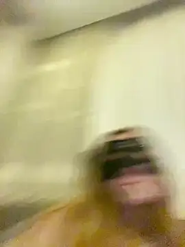 Snapshot of seluna_baby chatting on February 8, 2026, 7:28 pm seluna baby online show from February 8, 2026, 7:28 pm