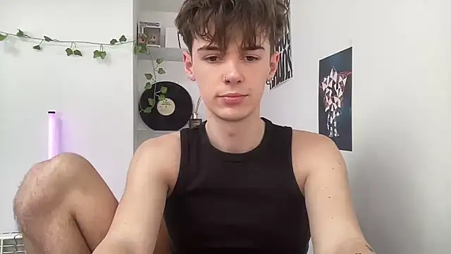 YourMilkyGuy online show from April 16, 2026, 12:28 pm