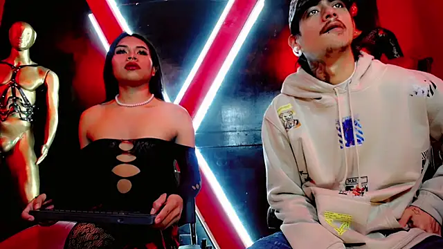 Snapshot of Damian-and-Camerum chatting on February 28, 2026, 3:18 am Damian-and-Camerum online show from February 28, 2026, 3:18 am