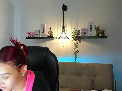 naomy stanley online show from March 1, 2026, 8:33 pm