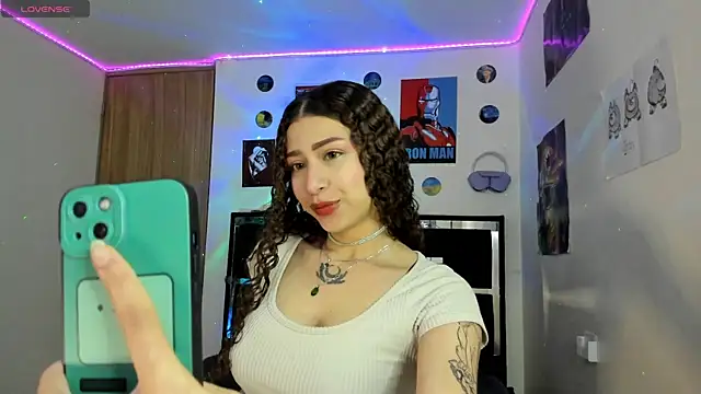 Snapshot of Alice_and_Amber_10 chatting on May 13, 2026, 2:25 pm Alice and Amber 10 online show from May 13, 2026, 2:25 pm