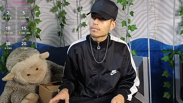 ItsZairen online show from June 3, 2026, 4:04 am