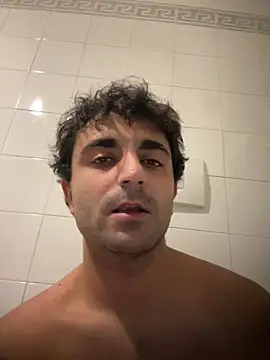 Snapshot of elia2711 chatting on February 8, 2026, 5:16 pm elia2711 online show from February 8, 2026, 5:16 pm