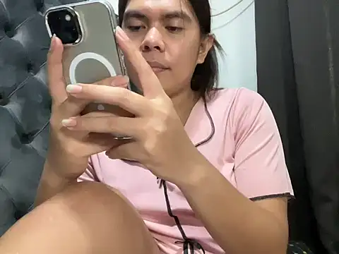 Mooree naba online show from December 4, 2025, 1:48 am