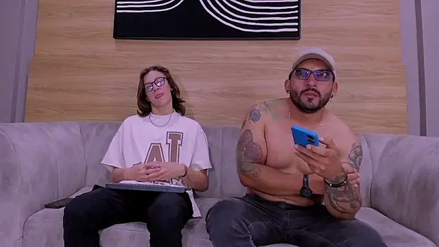 close friends online show from March 14, 2026, 2:22 pm