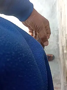 Snapshot of Daddyishere_19 chatting on February 14, 2026, 6:21 am Daddyishere 19 online show from February 14, 2026, 6:21 am