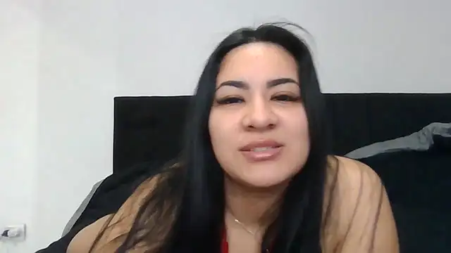 Agusgold22 online show from June 25, 2026, 12:53 pm